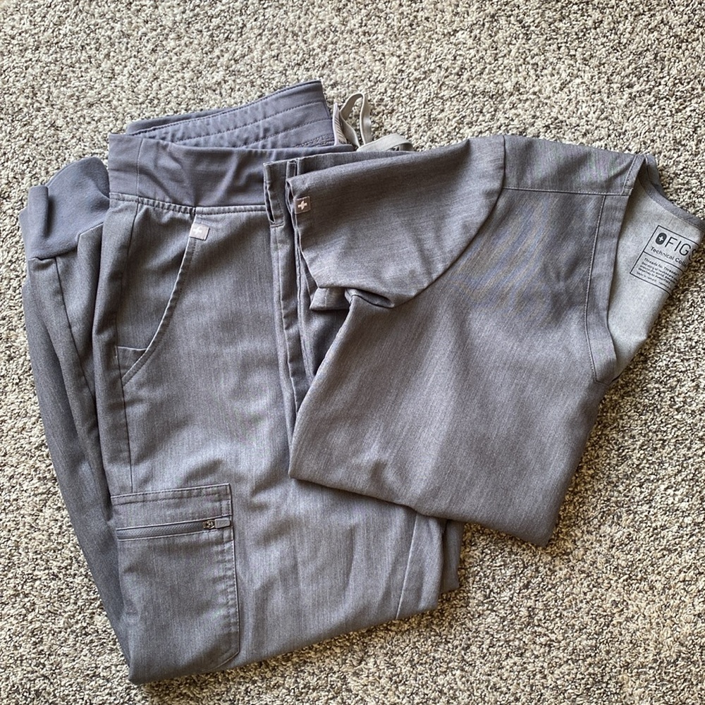 Figs scrubs charcoal grey set